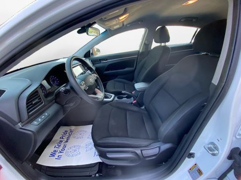 Used 2020 Hyundai Elantra SEL w/ Cargo Package (C1) FWD image 11