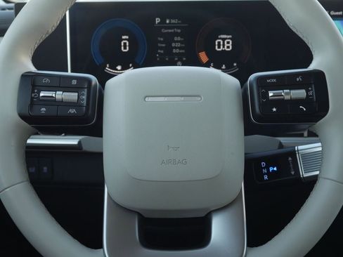 Used 2025 Hyundai Santa Fe SEL AWD/4WD image 45