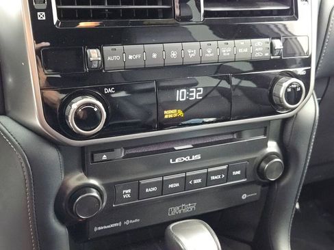 Used 2023 Lexus GX 460 Premium image 35