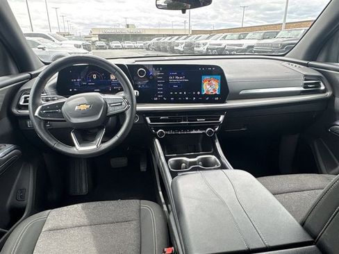 Certified 2024 Chevrolet Traverse LT FWD image 19