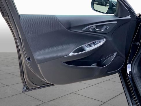 Used 2025 Chevrolet Malibu RS FWD image 22