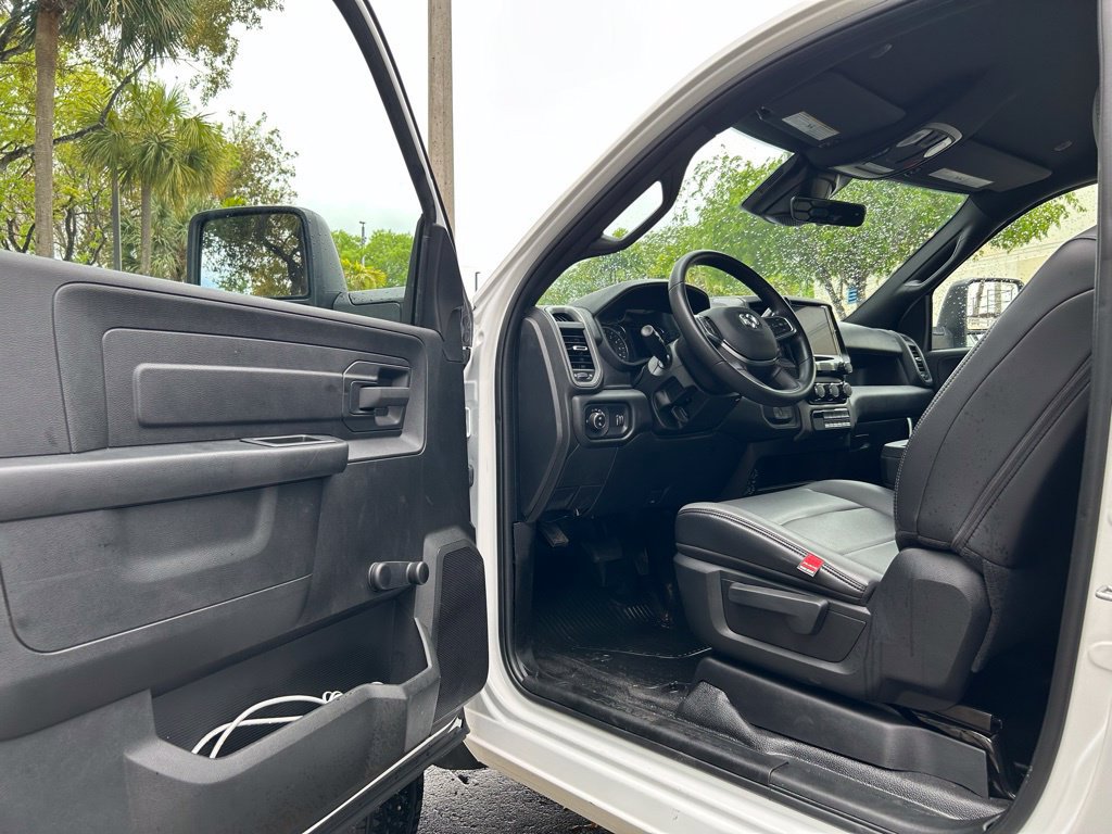 Used 2025 RAM 5500 Tradesman AWD/4WD image 9