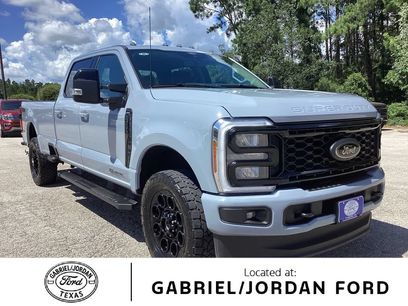 Used 2025 Ford F250 Lariat w/ Black Appearance Package