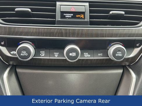 Used 2020 Honda Accord EX image 15
