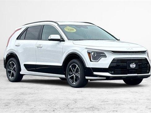 New 2026 Kia Niro SX image 2