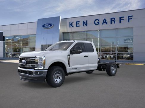 New 2025 Ford F350 XL w/ XL Chrome Package image 1