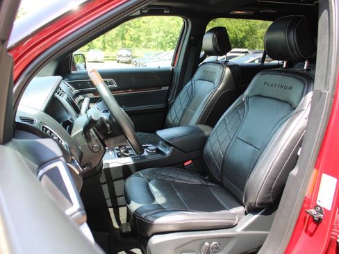 Used 2017 Ford Explorer Platinum AWD/4WD image 27