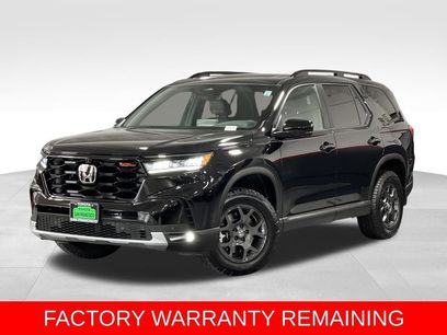 Used 2025 Honda Pilot TrailSport