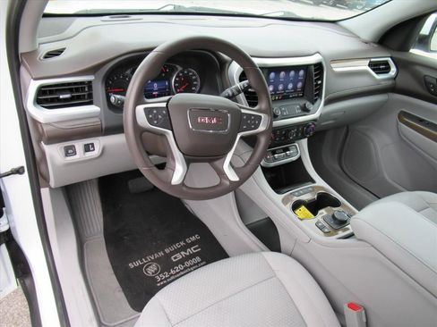 Used 2021 GMC Acadia SLE w/ Driver Convenience Package image 14