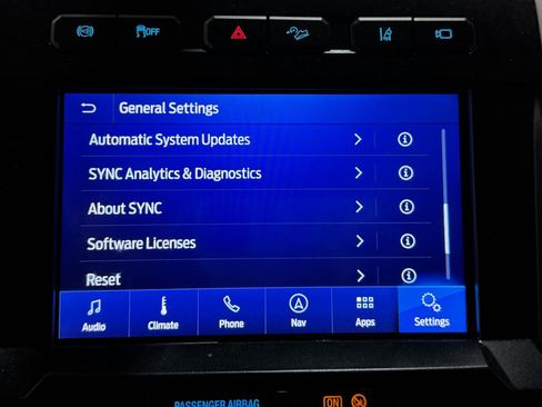 Used 2020 Ford F350 Lariat w/ Lariat Ultimate Package AWD/4WD image 12