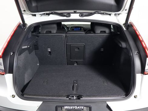 Used 2023 Volvo C40 P8 Recharge Ultimate AWD/4WD image 16