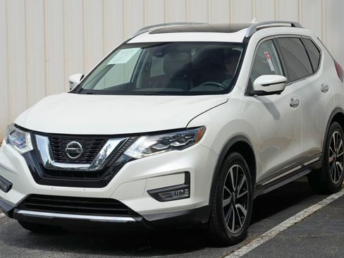 Used 2018 Nissan Rogue SL w/ Premium Package AWD/4WD image 45