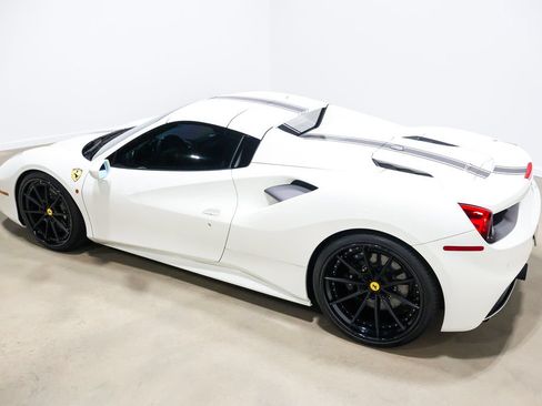 Used 2017 Ferrari 488 Spider RWD image 22