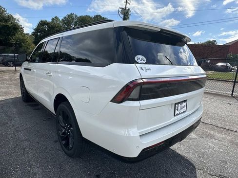 New 2025 Lincoln Navigator L Reserve w/ Jet Appearance Package image 5