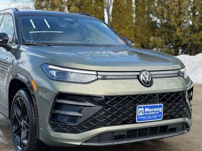 New 2026 Volkswagen Tiguan SE R-Line