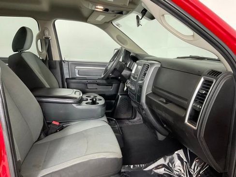 Used 2022 RAM 1500 Classic SLT image 17