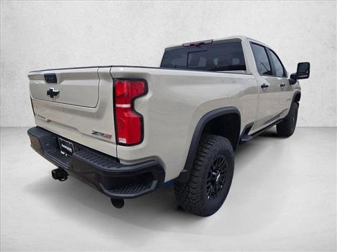 New 2026 Chevrolet Silverado 2500 ZR2 AWD/4WD image 2