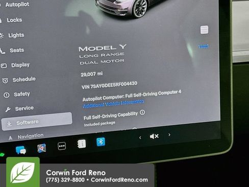 Used 2024 Tesla Model Y Long Range AWD/4WD image 12
