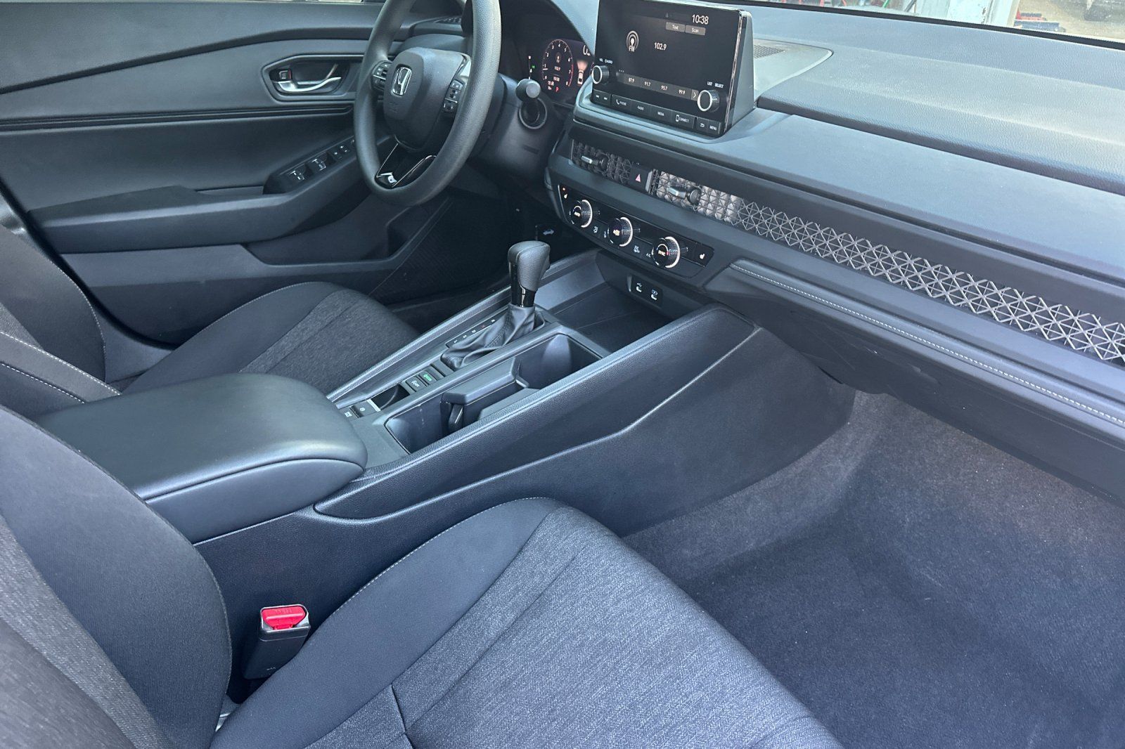 Used 2025 Honda Accord SE image 14