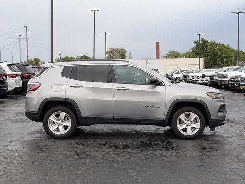 Used 2022 Jeep Compass Latitude w/ Convenience Group AWD/4WD image 8