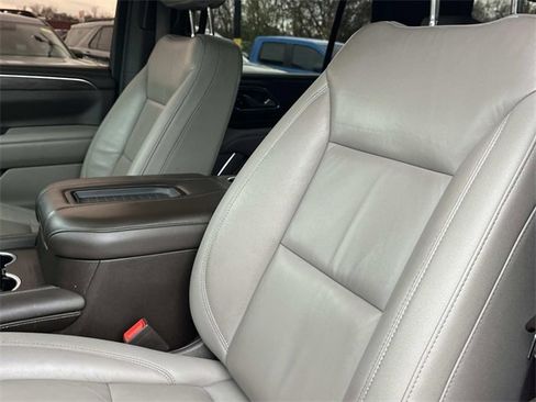 Used 2021 Chevrolet Tahoe Z71 w/ Z71 Off-Road Package image 31