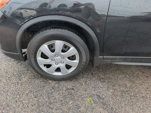 Used 2018 Nissan Rogue S AWD/4WD image 9