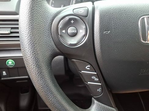 Used 2013 Honda Accord LX image 24