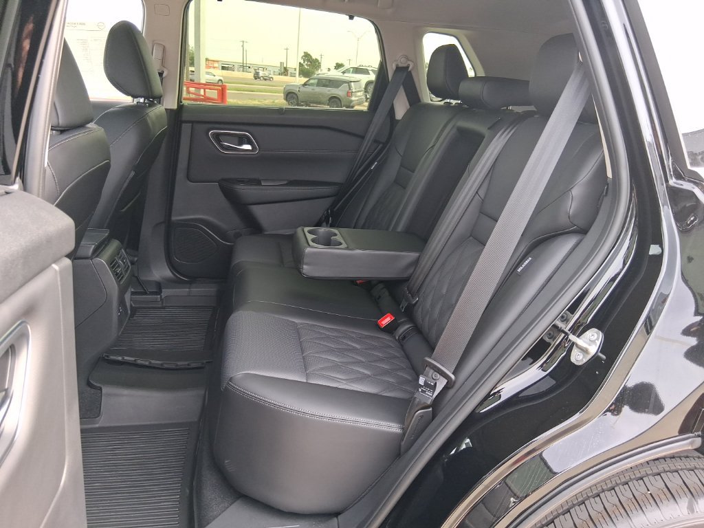 New 2026 Nissan Rogue Platinum AWD/4WD image 22