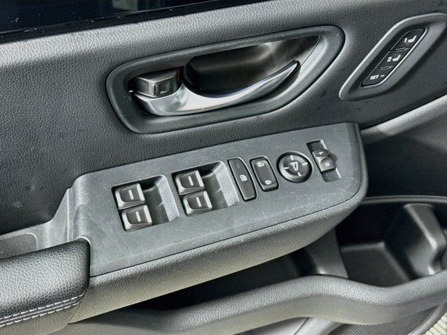 Certified 2024 Kia Sportage EX AWD/4WD image 17