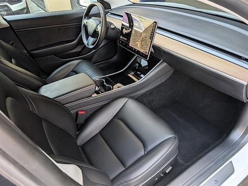 Used 2020 Tesla Model 3 Long Range AWD/4WD image 4