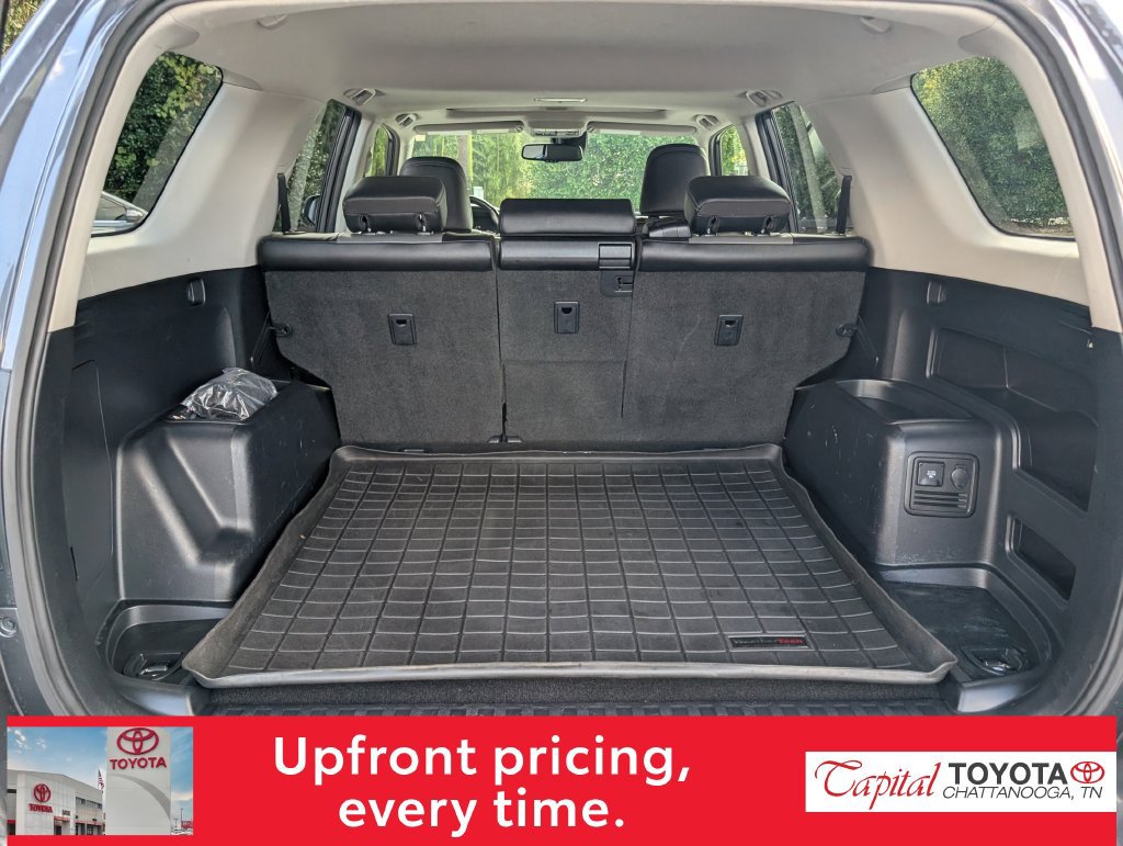 Used 2023 Toyota 4Runner SR5 Premium w/ Moonroof Package AWD/4WD image 11