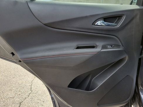 Used 2022 Chevrolet Equinox RS w/ RS Leather Package image 10