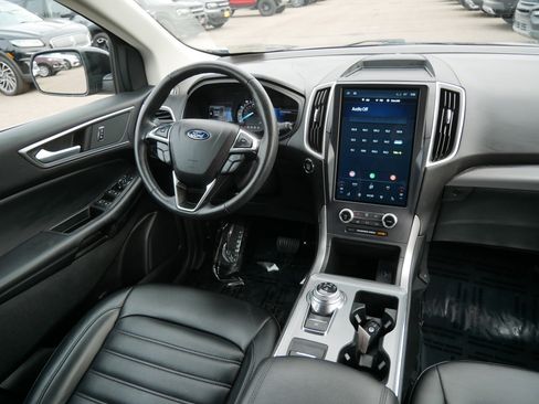 Certified 2022 Ford Edge SEL image 9