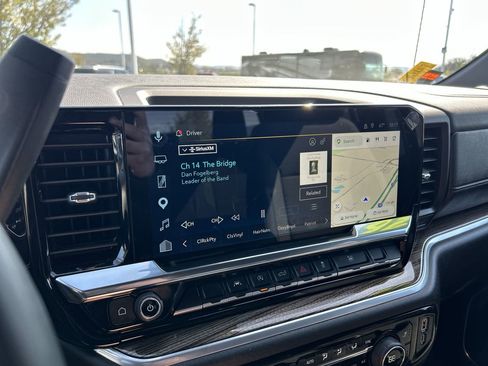 Used 2026 Chevrolet Silverado 1500 RST w/ RST Select Package AWD/4WD image 28