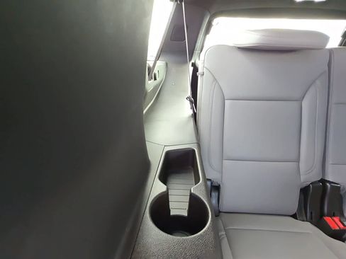 Used 2023 Chevrolet Suburban LT AWD/4WD image 55