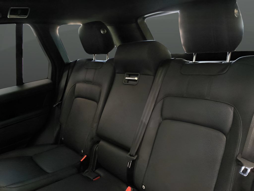 Used 2020 Land Rover Range Rover HSE AWD/4WD image 16
