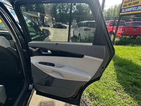 Used 2018 Kia Sorento SX AWD/4WD image 37