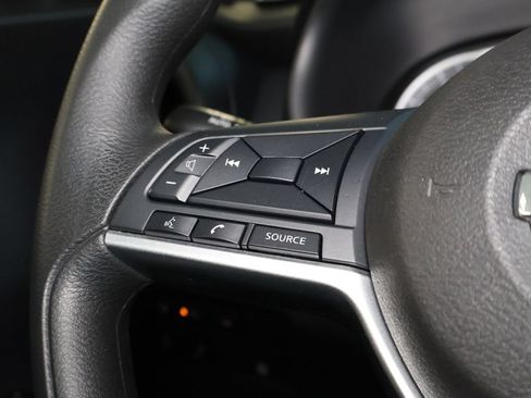 Used 2021 Nissan Kicks S FWD image 17