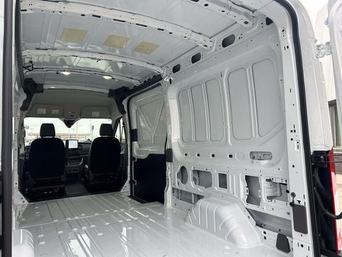 New 2026 Ford Transit 250 148 Medium Roof Extended AWD image 14