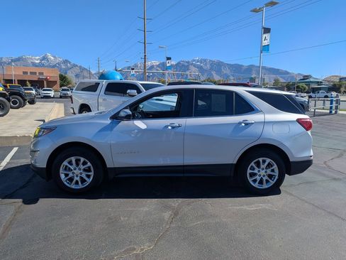 Used 2020 Chevrolet Equinox LT AWD/4WD image 8