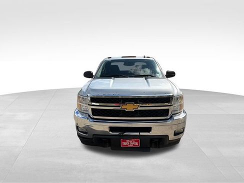Used 2013 Chevrolet Silverado 2500 LT w/ Interior Plus Package AWD/4WD image 8