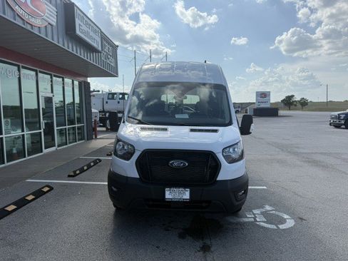 Used 2024 Ford Transit 250 148 High Roof AWD image 10