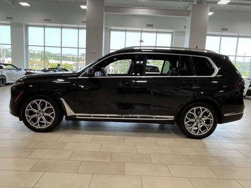 Used 2024 BMW X7 xDrive40i AWD/4WD image 6