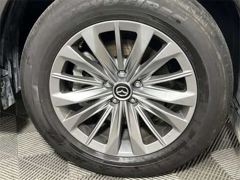 Certified 2024 MAZDA CX-90 Plug-In Hybrid w/ Preferred image 17