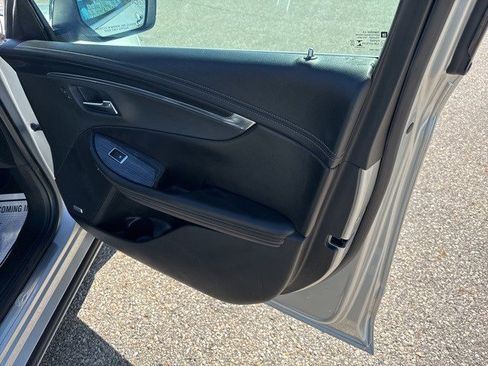 Used 2020 Chevrolet Impala Premier image 17