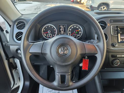 Used 2018 Volkswagen Tiguan Limited image 10