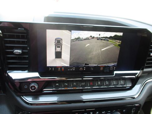 New 2026 Chevrolet Silverado 1500 ZR2 image 22