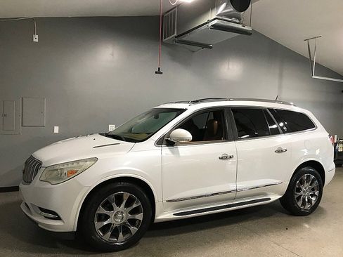 Used 2016 Buick Enclave Premium w/ Experience Buick Package FWD image 7