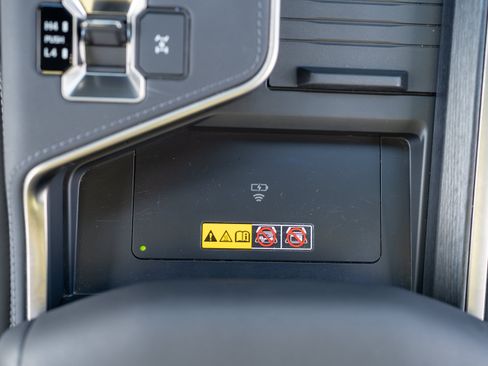 Used 2025 Lexus GX 550 AWD/4WD image 44