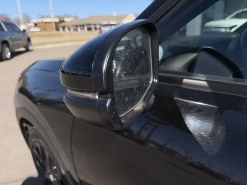 Used 2025 Honda HR-V Sport image 25